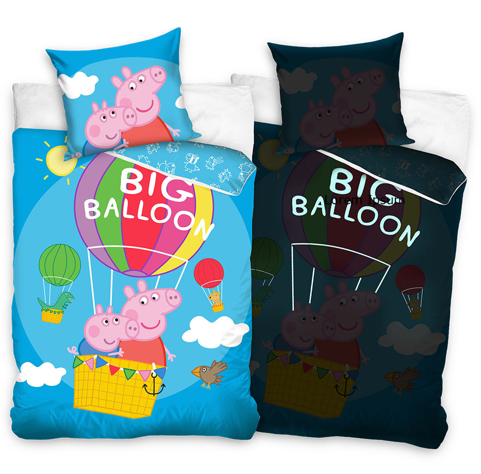 Peppa Pig - Bettwäsche 135x200 + 80x80 cm - Glow in the Dark Peppa Pig - Bettwäsche 135x200 + 80x80 cm - Glow in the Dark